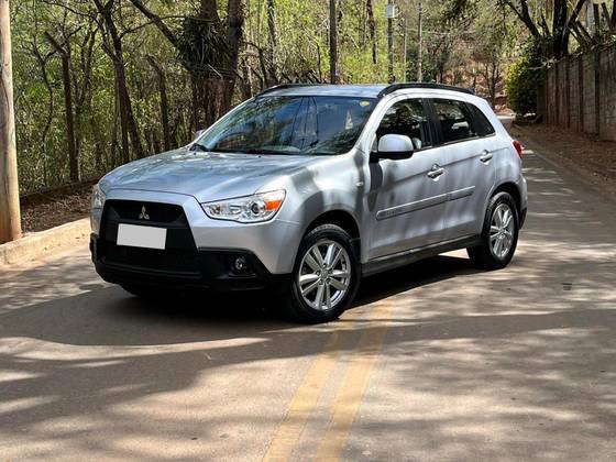 MITSUBISHI ASX 2.0 4X2 16V GASOLINA 4P AUTOMÁTICO MITSUBISHI ASX 2.0 4X2 16V GASOLINA 4P AUTOMÁTICO